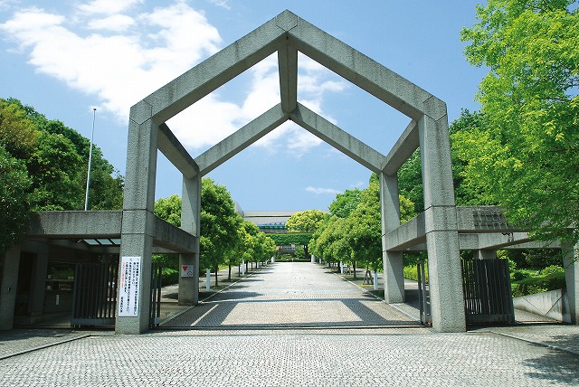 昭和薬科大学