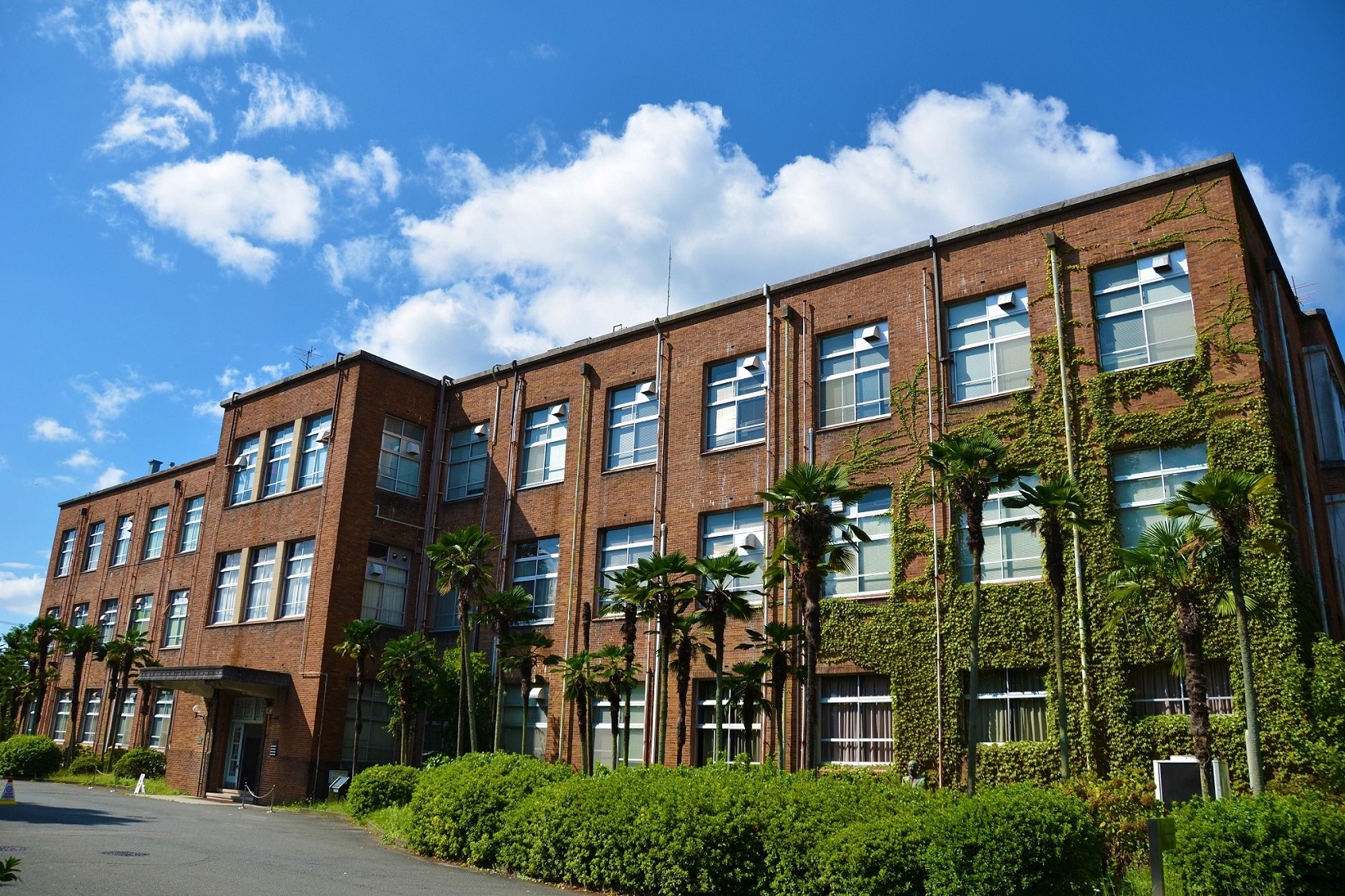 ◉京都工芸繊維大学