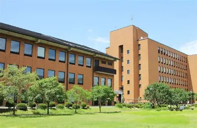 麗澤大学