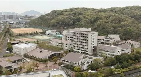 ◯神戸市外国語大学
