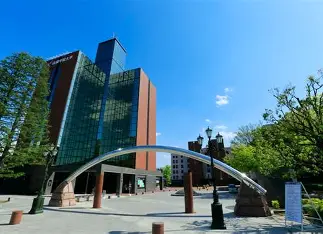 山梨学院大学
