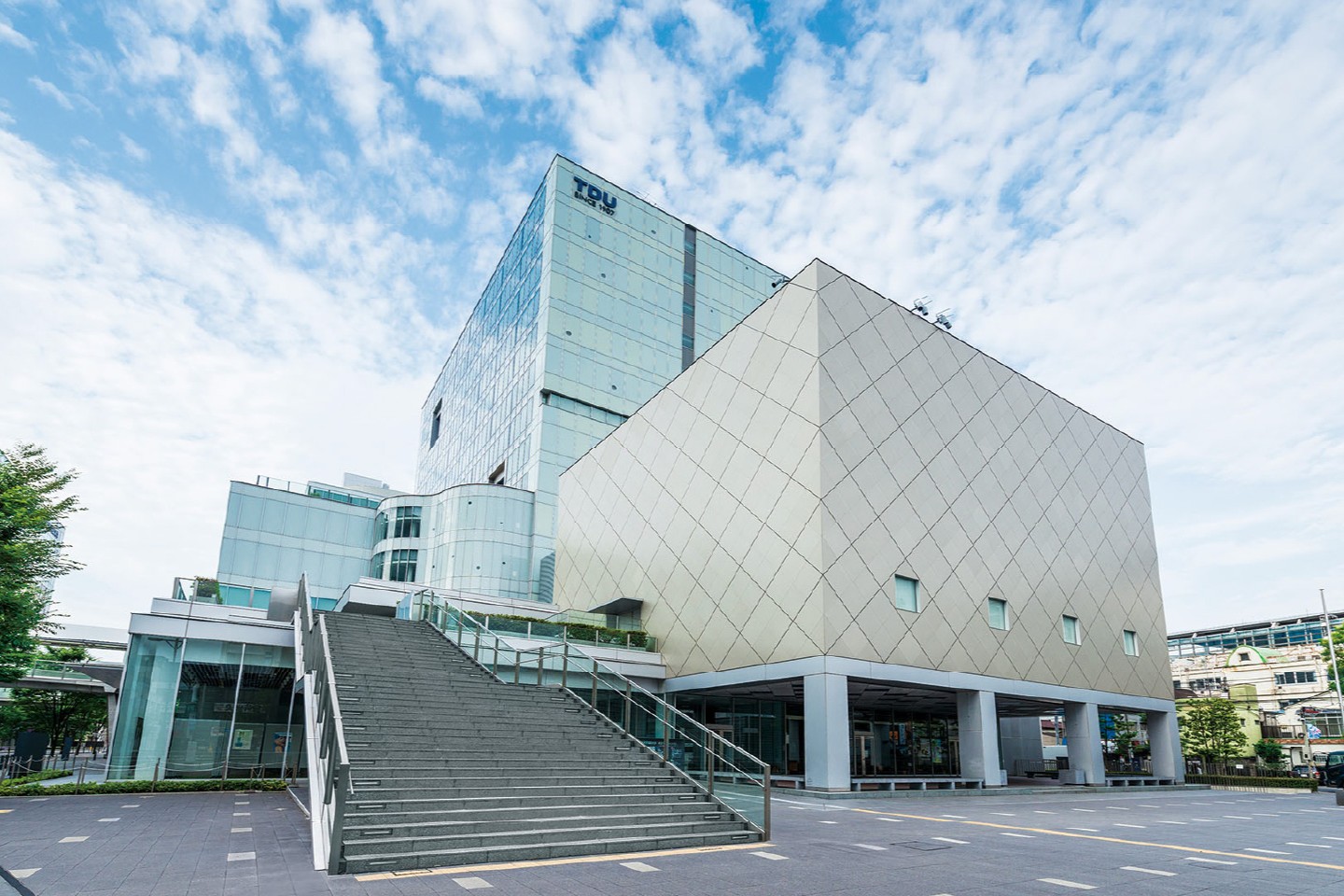 東京電機大学